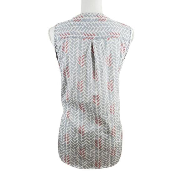 Jennifer & Grace White Gray Coral Geometric Sleeveless Blouse Size Medium - Picture 4 of 9